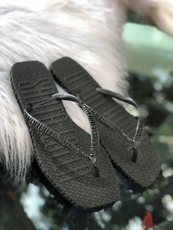 Chinelo Santa Lolla Preto